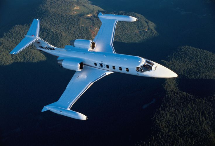 Learjet-35