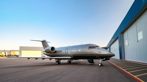 Challenger 604